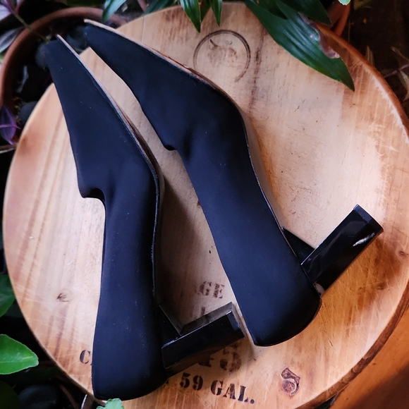 8.5B Black Stretch Nylon Backseam Stuart Weitzman Square-Toe Block Heel Pumps - Picture 5 of 10